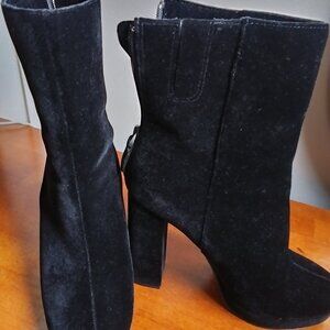 Who What Wear Black Suede sz 9 boots